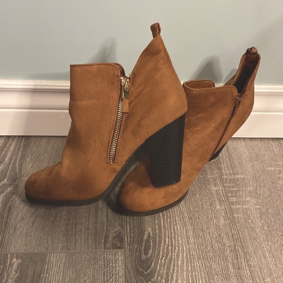 Spring Suede Boots - Picture 2 of 2